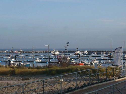 Yachthafen vor dem Hotel