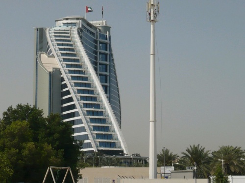 13 Dubai Hotel neben Burj Al Arab