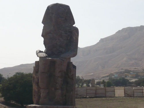 93 Luxor Statuen v. Amenophis III _1