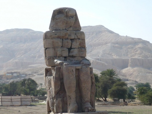 94 Luxor Statuen v. Amenophis III _2