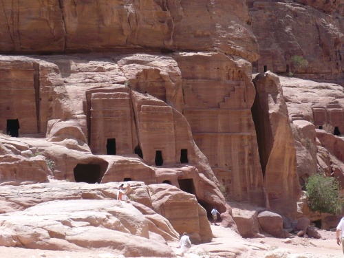 115 Petra_Rosarote Stadt