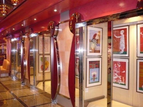 154 Kunstgalerie auf dem Weg zumGala-Abendessen