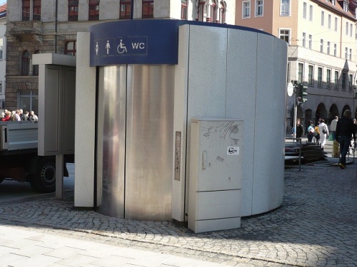 Erfurter Ausscheidungstempel in der Bahnhofstraße