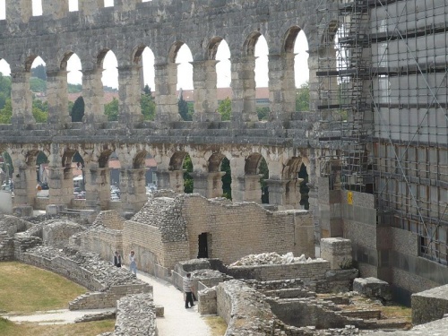 Pula_ Amphitheater T3