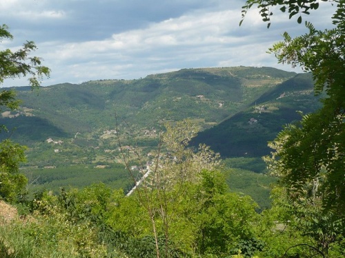 Blick v. Motovun T5