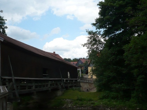 Denkmalgeschützte Holzbrücke