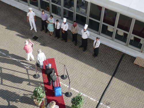 Ausschiffung u. Verabschiedung