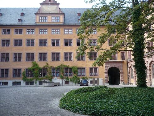 Würzburg 085 - Impressionen - Alte Uni