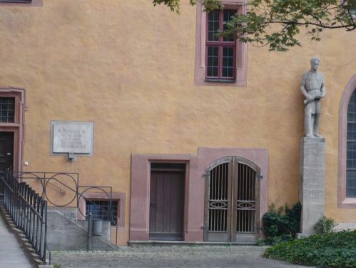 Würzburg 084 - Impressionen - Alte Uni