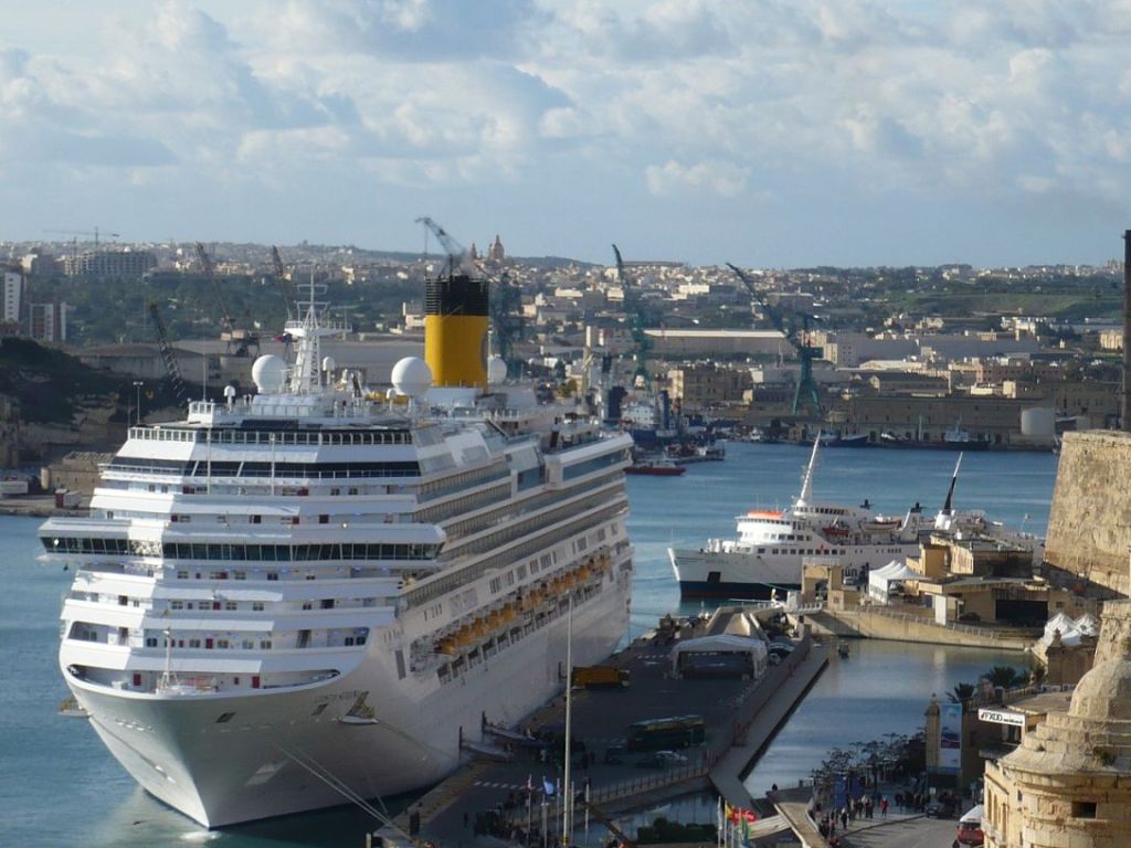 041 VALLETTA CostaSERENA