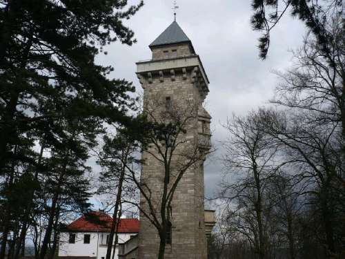 2 Alteburgturm
