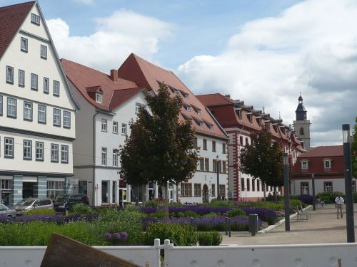 HIRSCHGARTEN Blick zur WigbertKirche