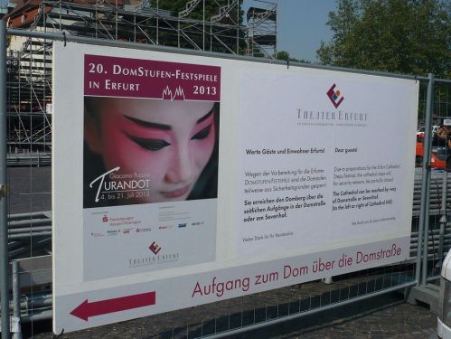 Aufbau 20. Dom Fest Sp Erf. 05