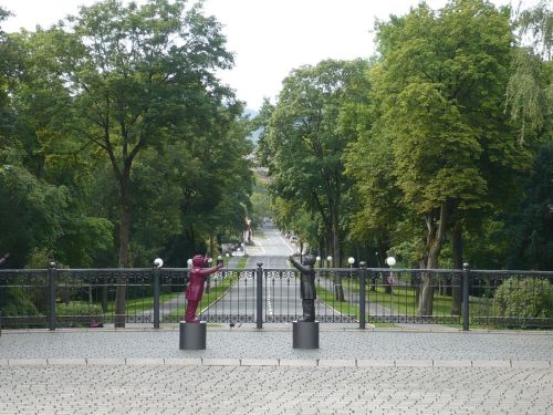 2014.08.11. 07 Zw.-Stopp i. BAYREUTH Blick v. Eingang