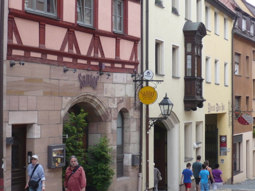 Nürnberg 051 Altstadt-Impression_A.-Dürer-Straße