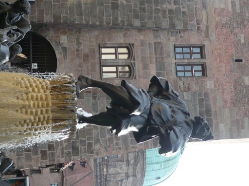 Nürnberg 046 Altstadt-Impression_Ehekarussell1