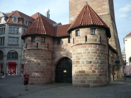 Nürnberg 044 Altstadt-Impression_Weisser Turm
