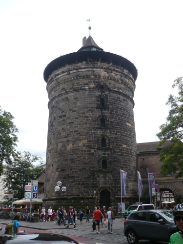 Nürnberg 004 Umfeld v. Hotel