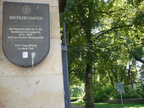 Brühler Garten _ Eingang
