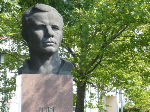 Juri-Gagarin-Ring _ J. Gagarin am Krämpfertor