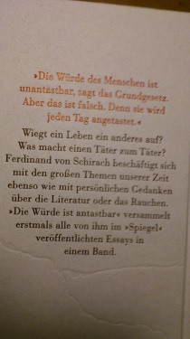 2014.10.24 BuchLesung F.v.Schirach 06 Sein Buch