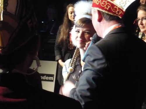 2014.03.01 41.FaCeDu-PrunkSitzung 08 GEC-Orden für TanzMariechen