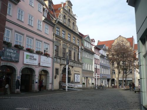 Fischmarkt mittig Haus zum Roten Ochsen