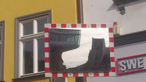 Anger _  modern u. alt _ im Spiegel