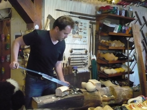 2015.04.30 - 05.03._118 Käserei_Holzschuhmacherei