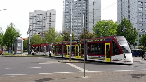 Krämpfertor und Stadtbahn zur Messe