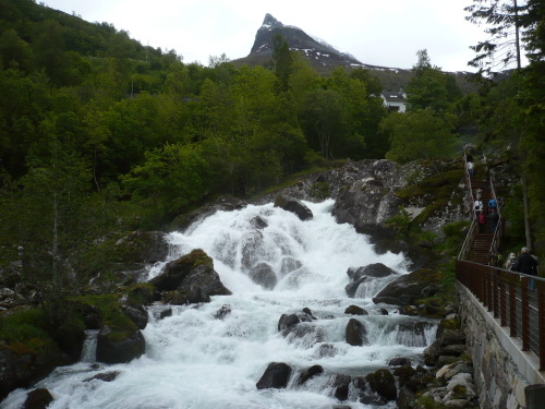 086a_7.KreuzSchiffFahrt Spaziergang 2