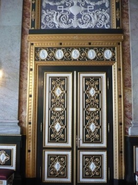 027_7.KreuzSchiffFahrt Schloss 06