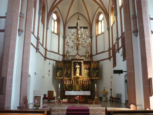 211 VILLACH In der Kirche St. Nikolai Altar