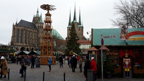 Domplatz Weihnachtsmarkt 2015 am Tage