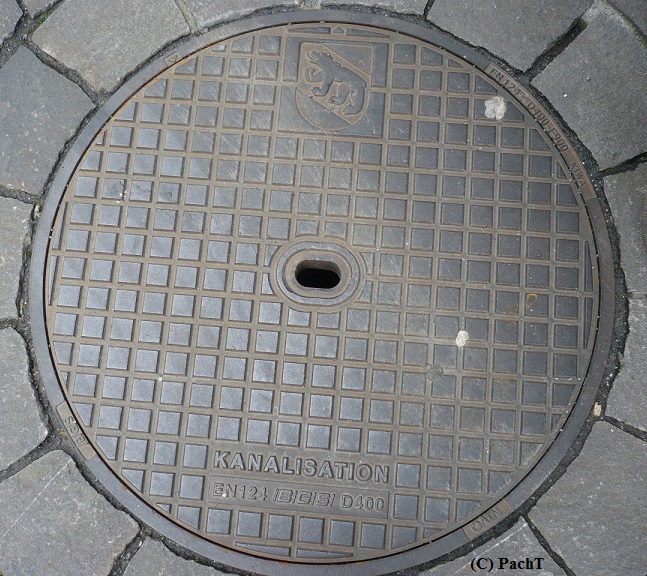 2016.05.23.-28. 039 Bern _ GullyDeckel m. BÄR