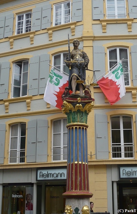 2016.05.23.-28. 137 Neuchatel _ Brunnen der Justiz