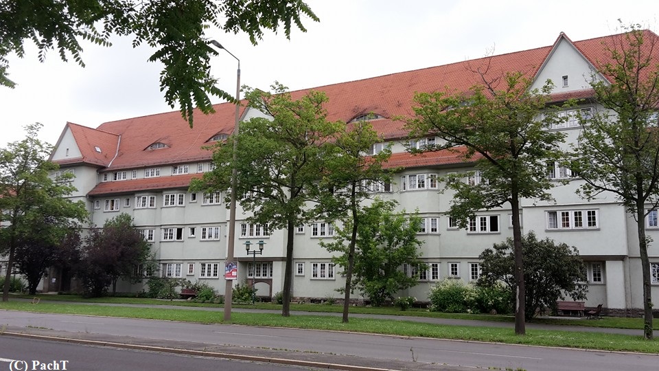 Juri-Gagarin-Ring_Hospital frontseitig