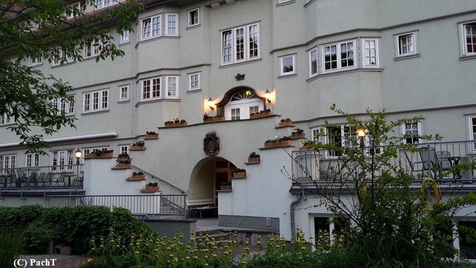 Juri-Gagarin-Ring_Hospital rückseitig