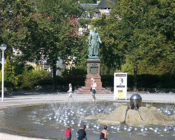 2009-08-16-_16_marienbad-im-sommer