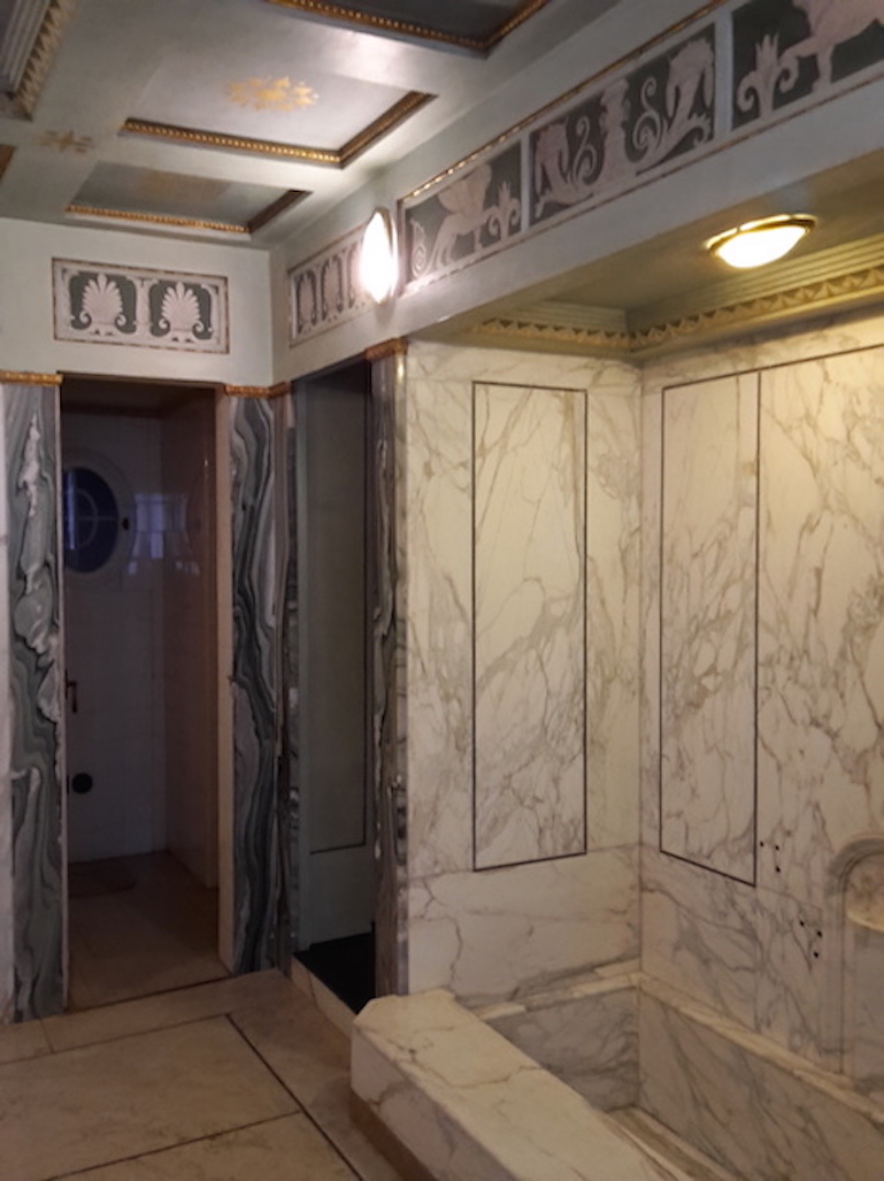 2017.11.07_13 Park und Schloss MOLSDORF BadZimmer