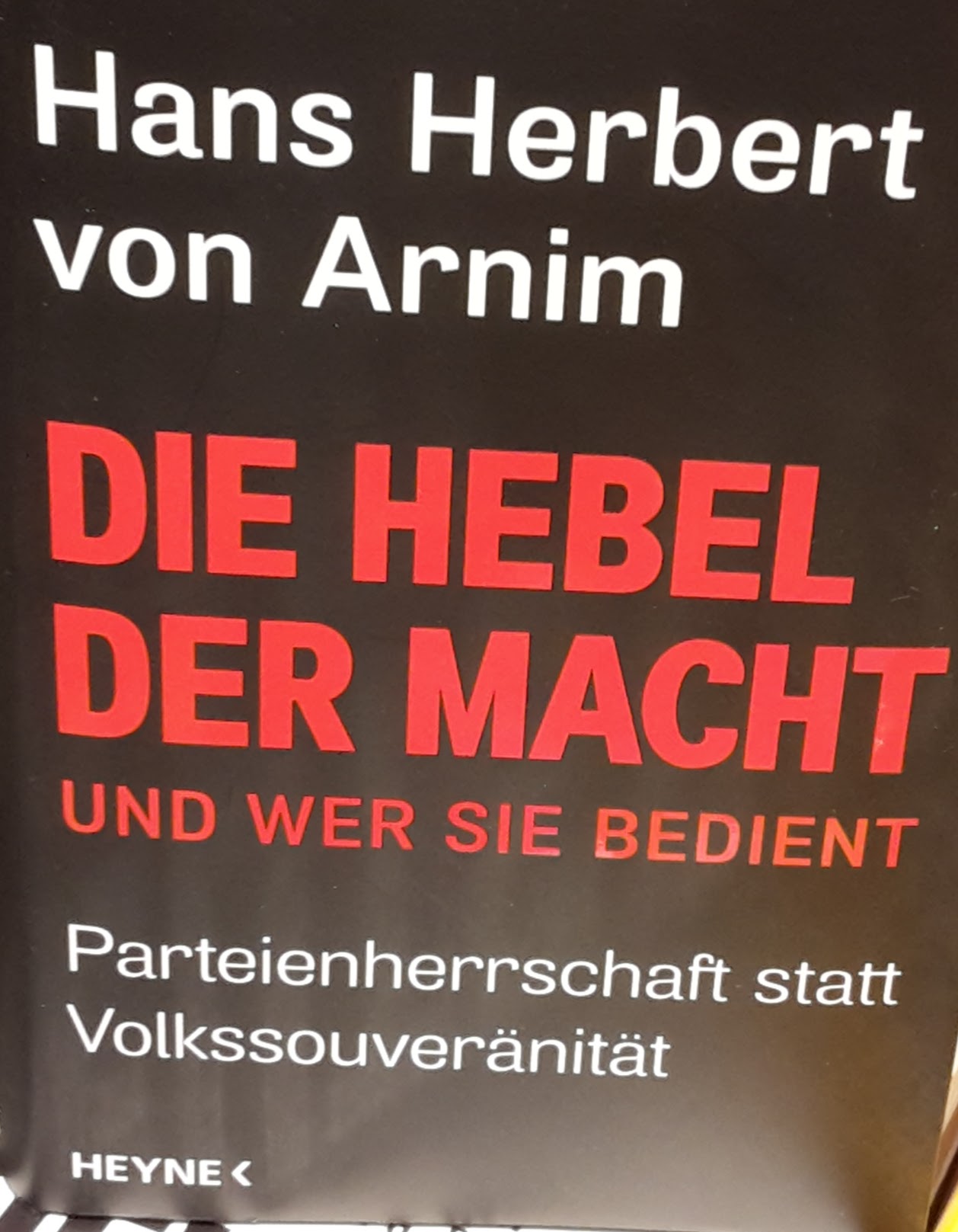 036 MACHTKAMPF statt WAHLKAMPF