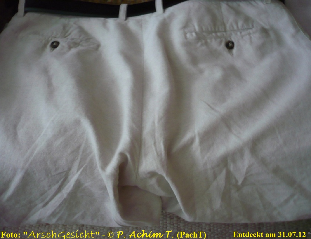 KURIOS 46 ArschGesicht