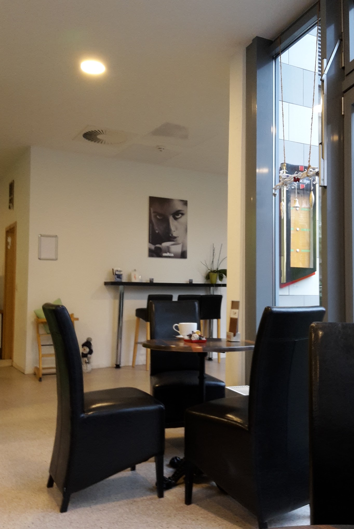 Otto-Knöpfer-Straße Cafe SüdPark 3