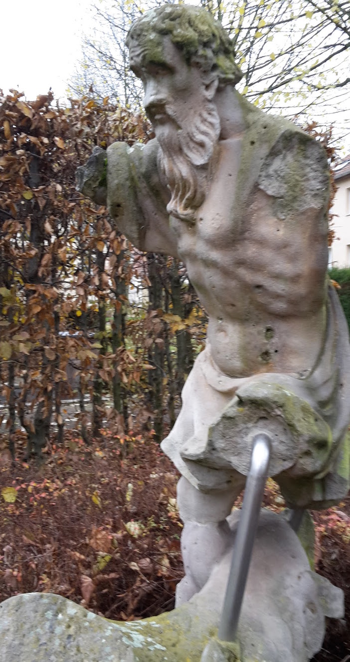 2017.11.07_05 Park und Schloss MOLSDORF