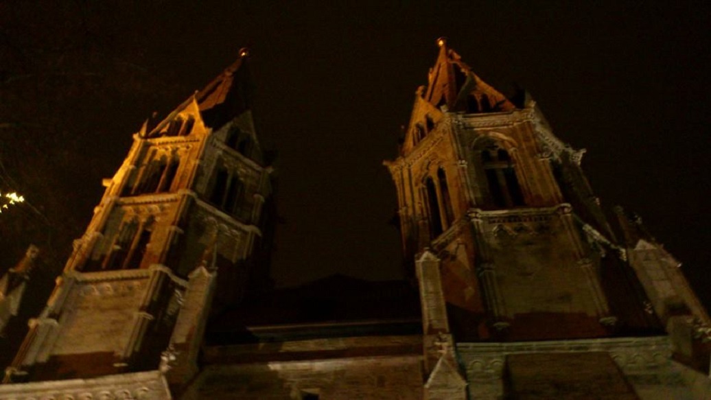 Stadt MÜHLHAUSEN 31 Divi Blasil Kirche nachts.jpg